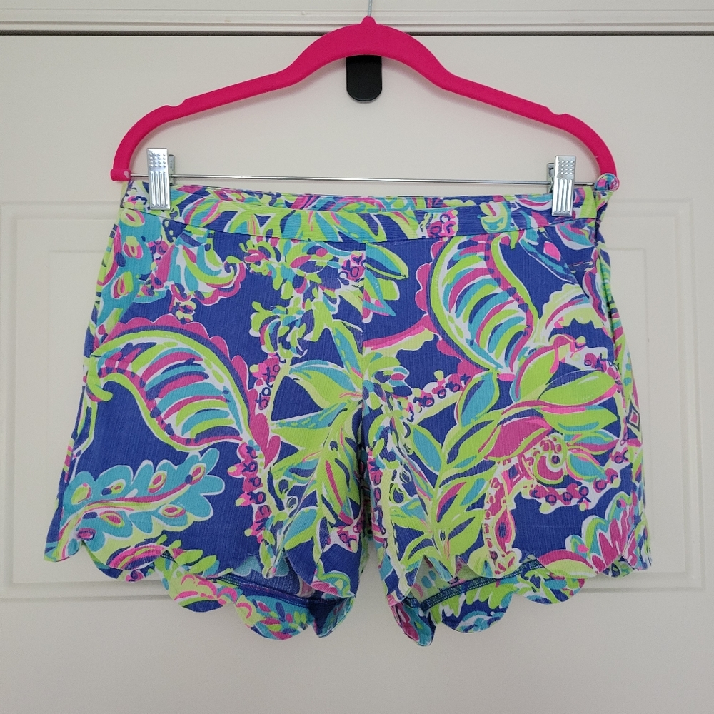 LILLY PULITZER Shorts - Size 4